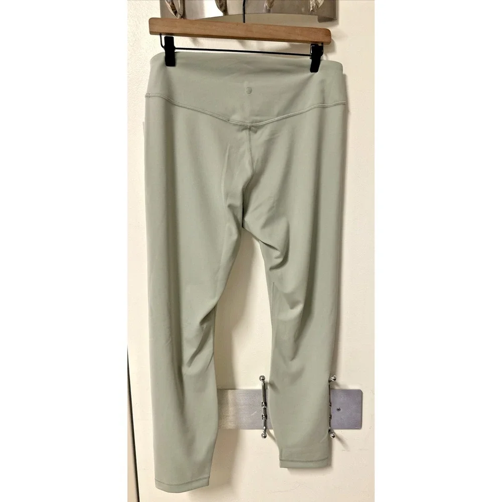 Lululemon Size 14 Wunder Under Smooth Cover High Rise Tight FDGN 25